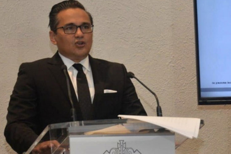 Investigan a padre del fiscal de Veracruz por presuntas irregularidades