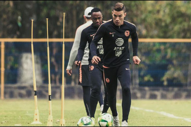 Mateus Uribe tendría minutos