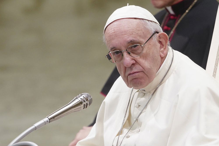 Vaticano: Obispo argentino es investigado por abuso sexual