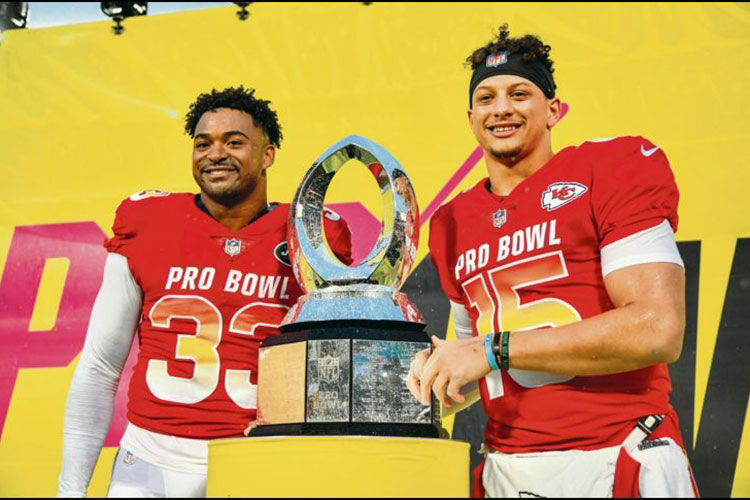 Patrick Mahones aumenta racha de la Americana en Pro Bowl