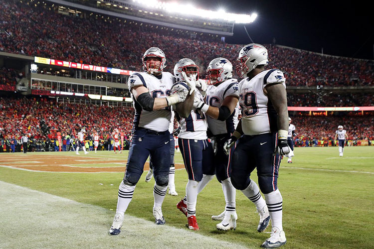 Patriotas saca boleto al Super Bowl en tiempo extra
