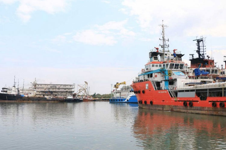 Denuncia López Obrador ‘vandalismo’ en plataformas petroleras
