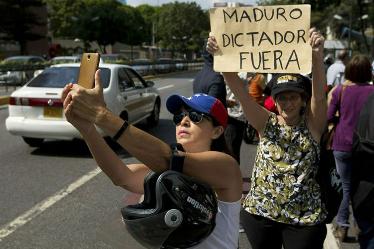 EEUU dice que es hora de formar nuevo gobierno en Venezuela