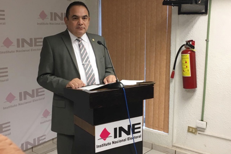 Renuncia Eduardo Trujillo al INE Tamaulipas