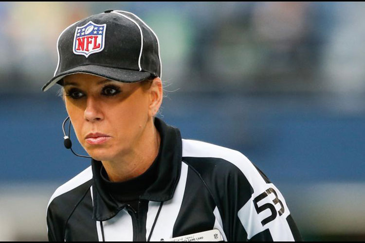 Sarah Thomas hace historia en la NFL