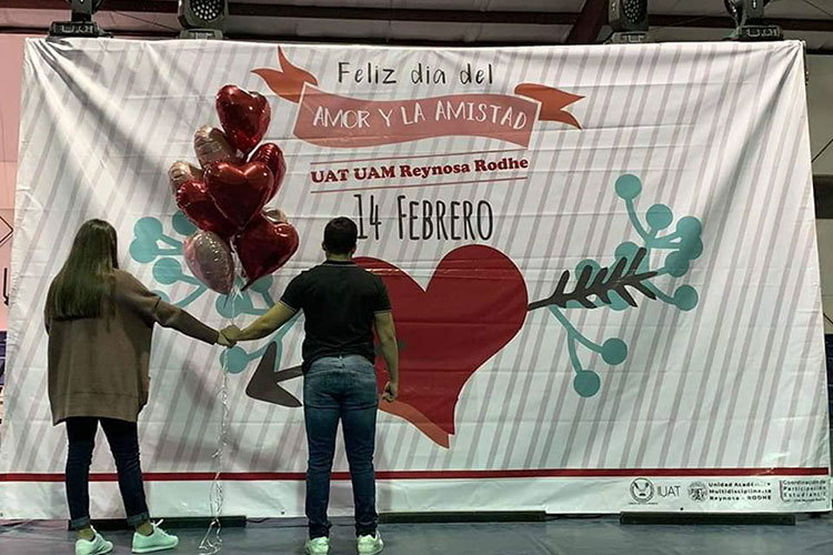 Celebran San Valentín en todos los campus de la UAT
