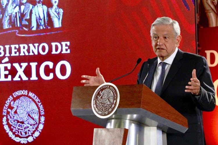 Amaga López Obrador con publicar lista de organizaciones ‘transas’