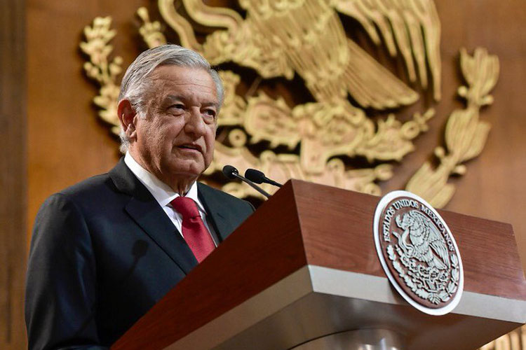 López Obrador encabeza en Querétaro la ceremonia del aniversario de la Constitución
