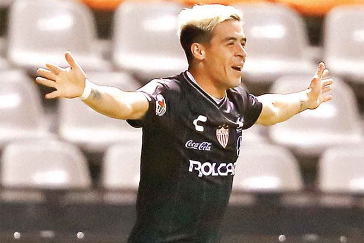 Brian Fernández dejó las drogas para ser goleador