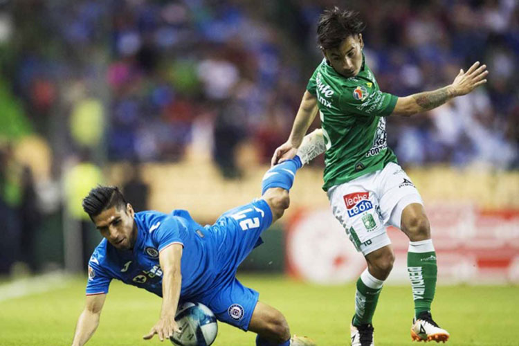 La Fiera devora al Cruz Azul