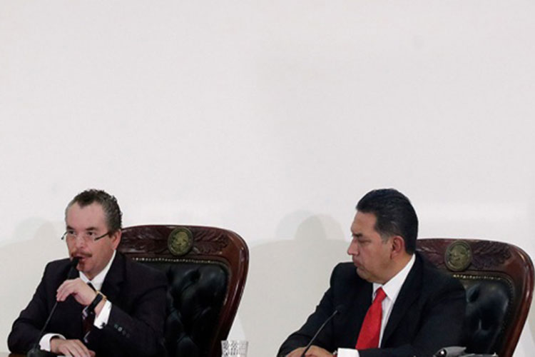 Impugnan magistrados decisión de INE de organizar elección de Puebla