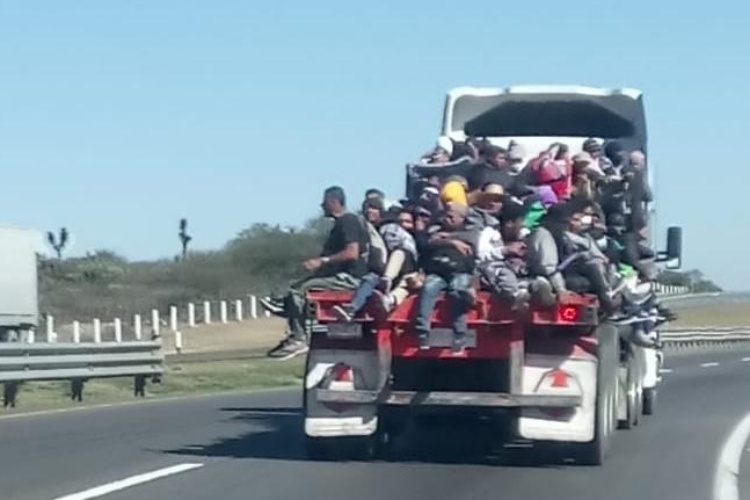 Planea caravana de migrantes llegar a Tamaulipas