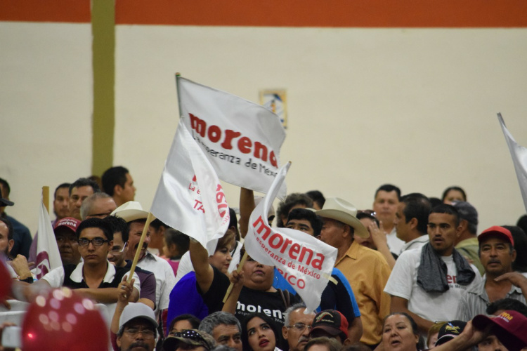 Corrige Morena convocatoria para Diputados