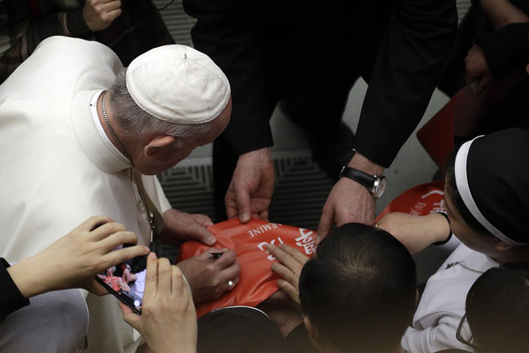 Papa: viaje a EAU hace historia en dialogo el Iglesia-islam