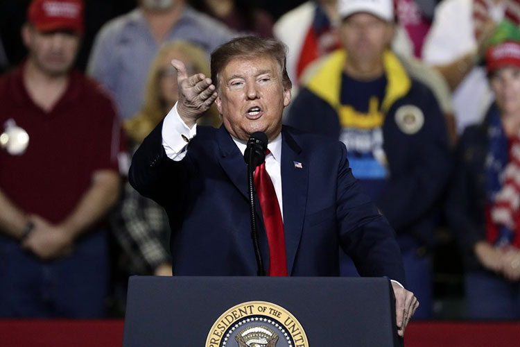 Trump dice que se sentiría como un “farsante” con un perro