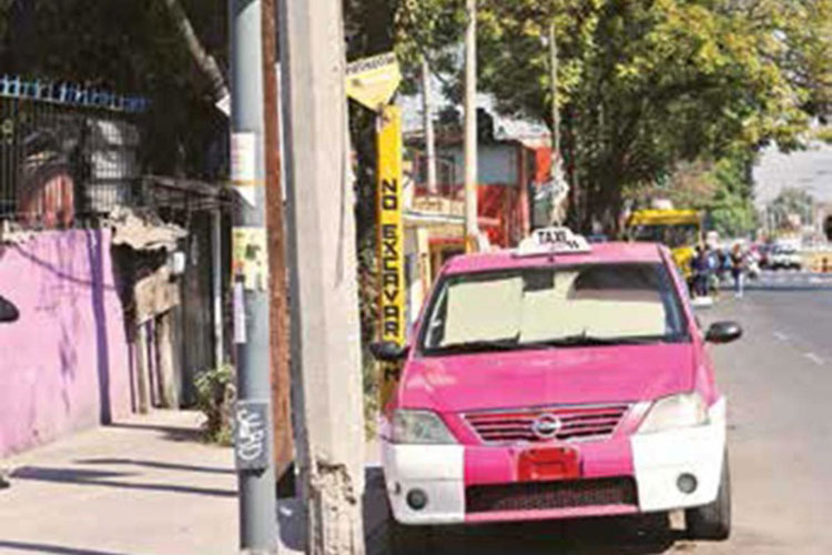 En riesgo 17 mil personas por huachitúneles
