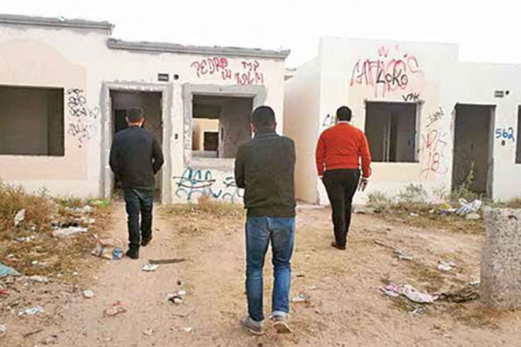Por violencia, dejan casas en la frontera