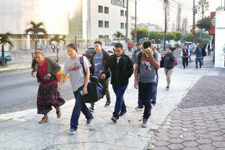 Trump ahorca a Centroamérica; corta fondos que combaten migración forzada