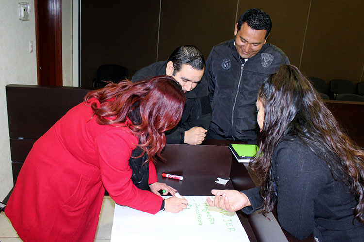 Capacitan a personal en materia de igualdad y no discriminación