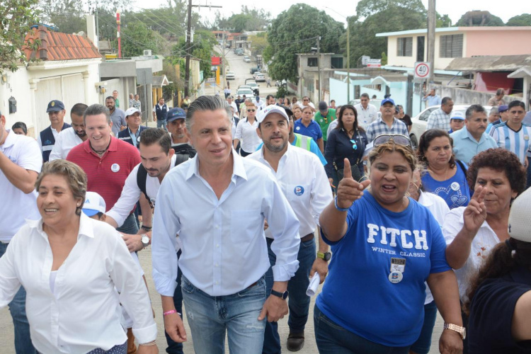 Tampiqueños de la Zona Norte se Benefician con Jornadas de Limpieza