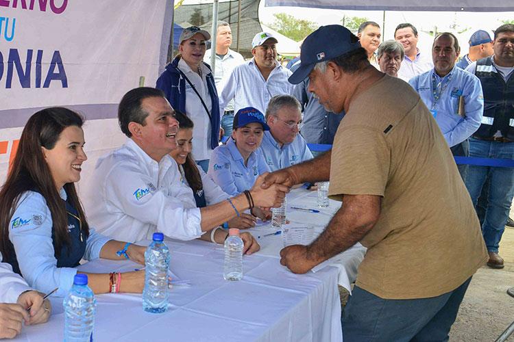 Beneficia ‘Gobierno en tu Colonia’ a más de mil neolaredenses
