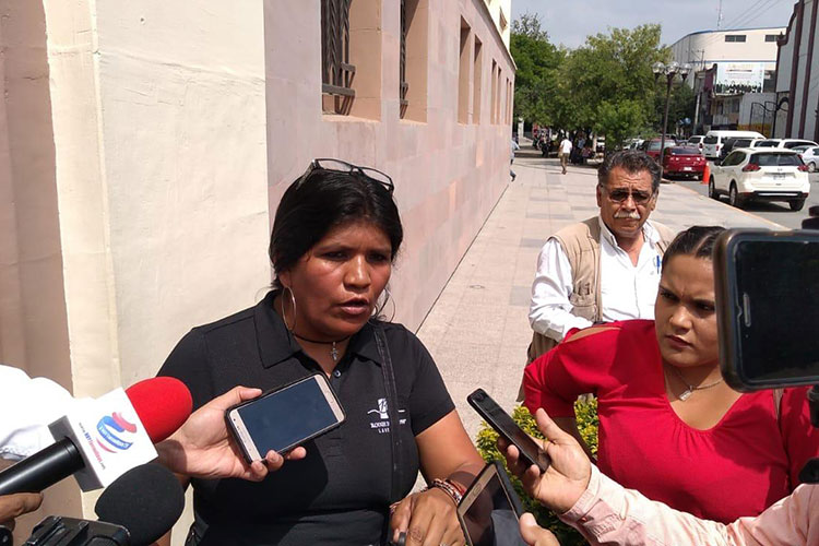 Exigen mujeres desplazas apoyo del Estado