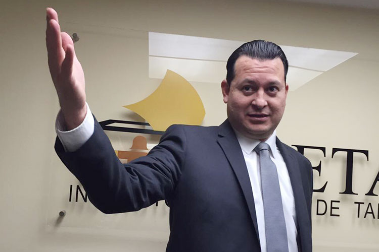 Gana ex presidente del IETAM demanda laboral