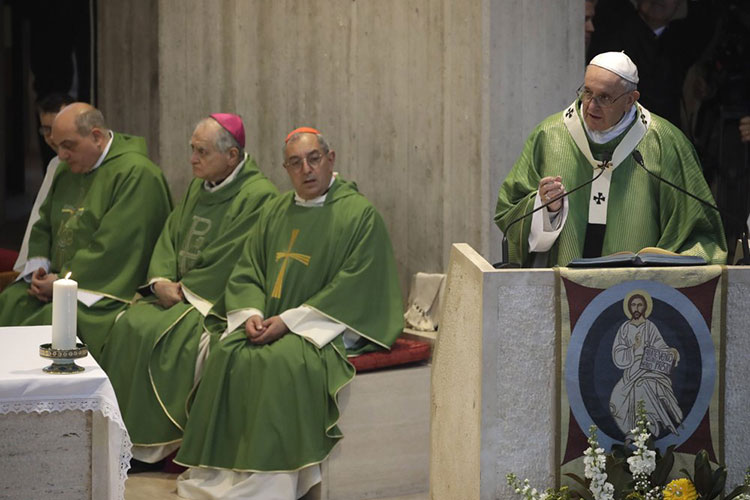 Papa: Vaticano abrirá archivos de IIGM sobre Pío XII en 2020