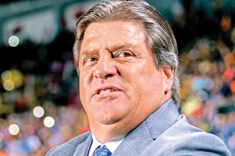 Hecatombe águila; tocaron fondo, dice Herrera