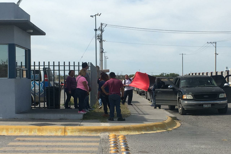 Van a huelga 500 trabajadores en Victoria
