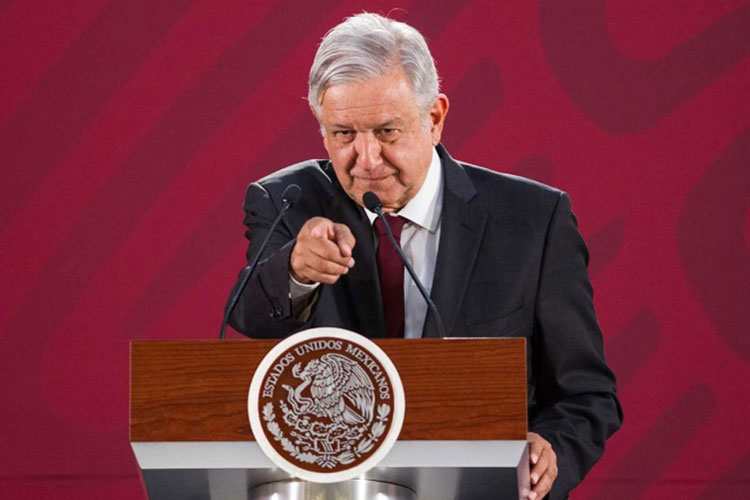 ‘Políticos deben tener cuidado para no hacer el ridículo’