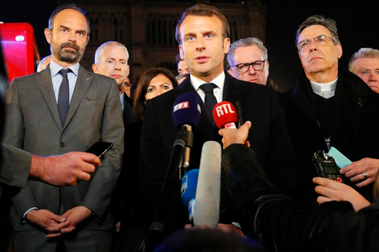 Vamos a reconstruir Notre Dame entre todos: Macrón