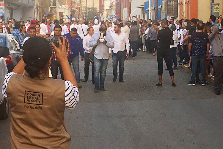 Pide Bejarano respaldar a Morena