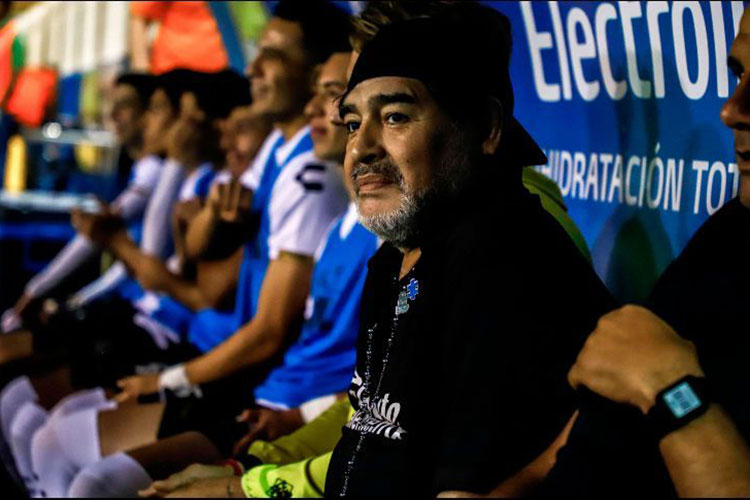 Diego Armando Maradona renuncia a Dorados