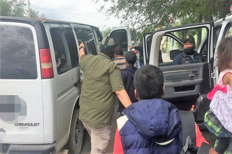 Desbordan migrantes atención en la frontera