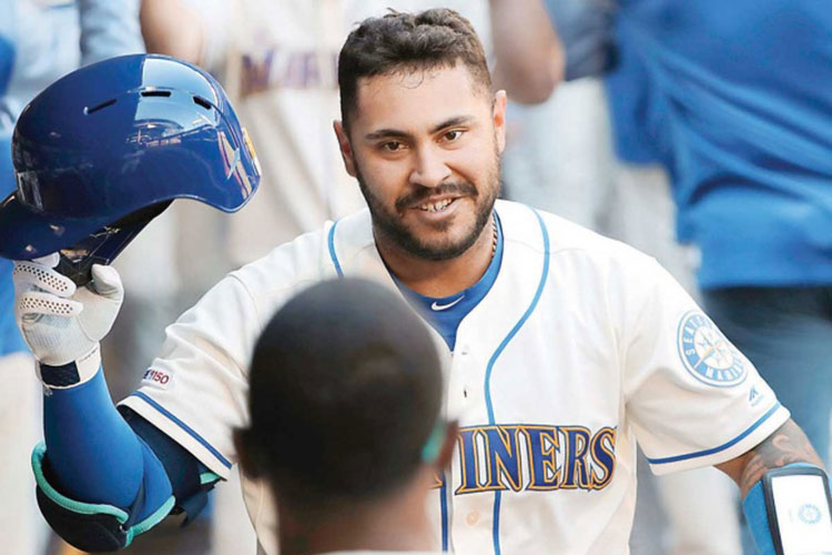 Marineros le pegó al campeón