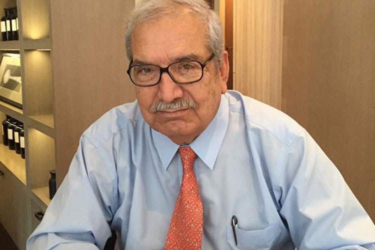 Renuncia Roberto González Barba al PRI en Tamaulipas