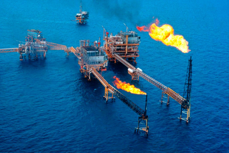 Reforzarán seguridad en plataformas petroleras