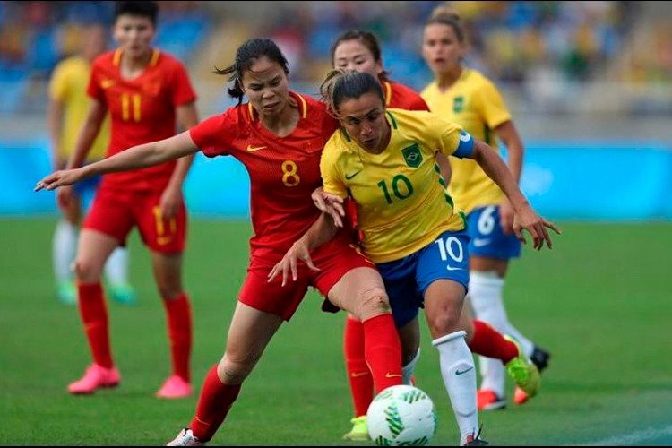 La FIFA prevé cumplir ambiciosas metas para Mundial femenil