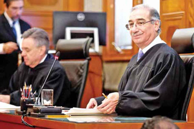 Amparos contra ley de salarios, en vilo; funcionarios que ganan más que el Presidente