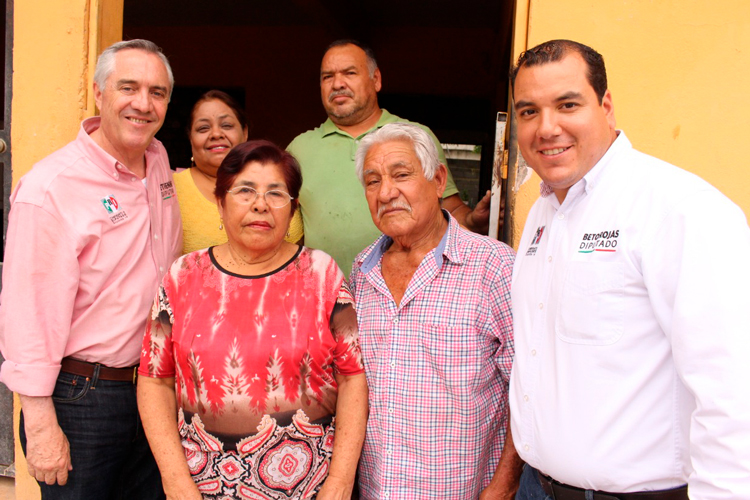 Pide Etienne ir por familiares para votar por el PRI