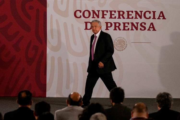 Si hay falta de medicamentos o de equipos, se resuelve: López Obrador