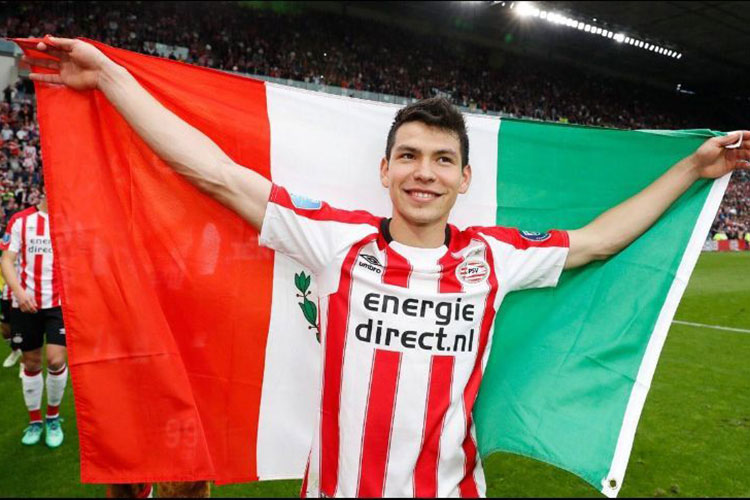 ”Chucky” Lozano llegaría al Napoli por 45 MDD