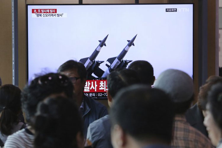 Seúl: Corea del Norte dispara dos supuestos misiles