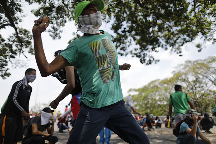 Venezuela: fuerzas de seguridad reprimen a manifestantes