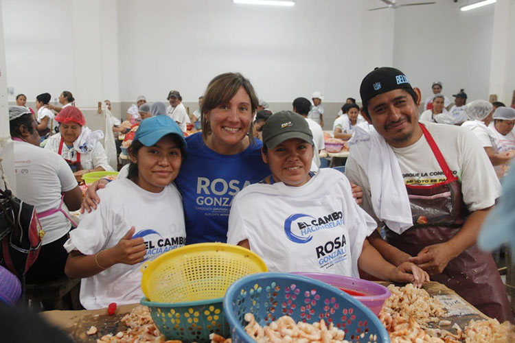 Recibe Rosa González Respaldo de Despicadoras