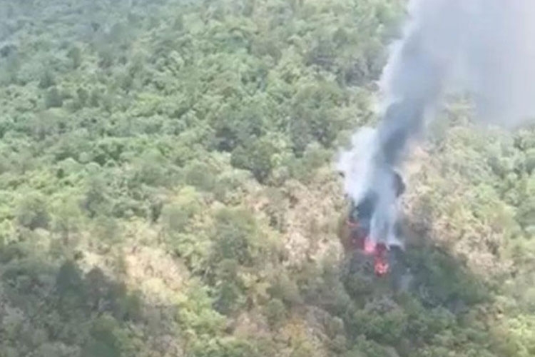 Confirman 5 muertos al caer helicóptero de Semar en Querétaro