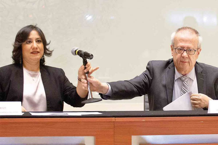 Ajustan gasto para ‘cochinito’ de Pemex