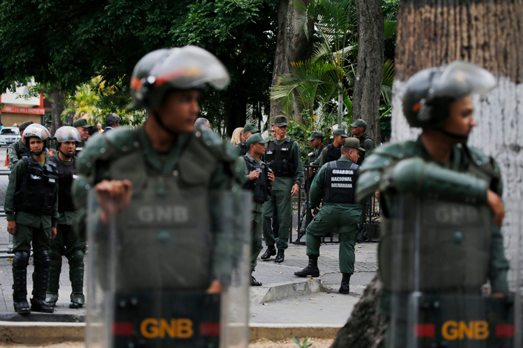 Venezuela: procesan a 7 opositores por traición y rebelión