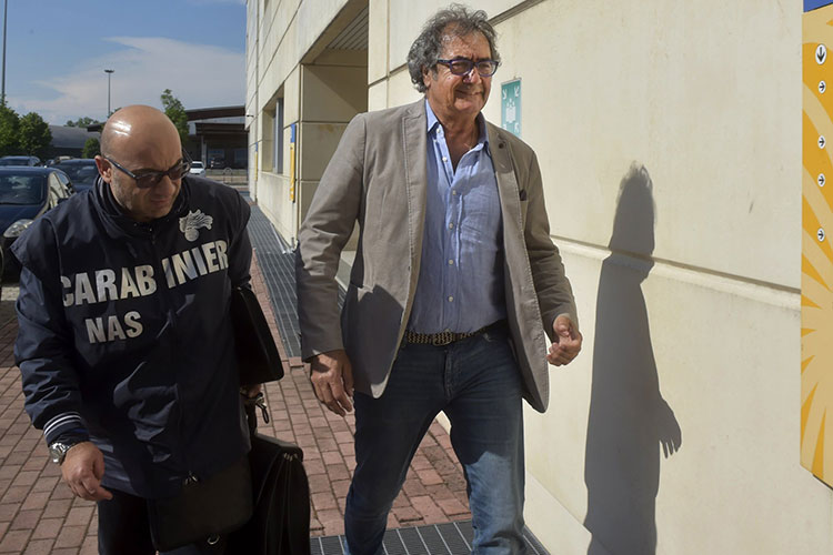 “Liga del Dolor” acusada de promover opioides en Italia